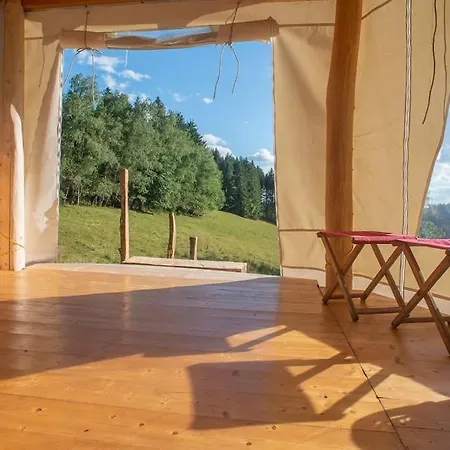 Dome En Pleine Nature Lusse